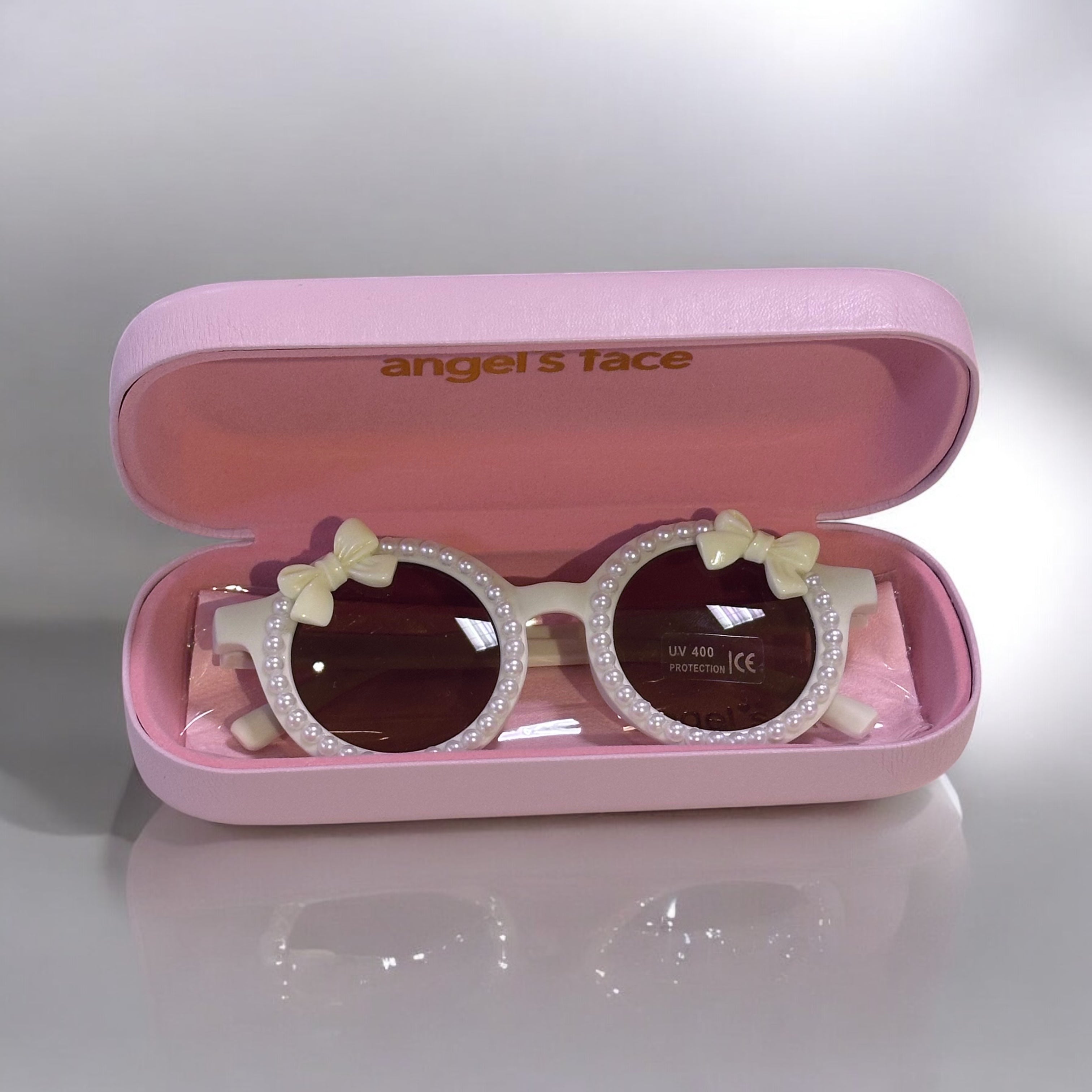 Paige Sunglasses in Snowdrop